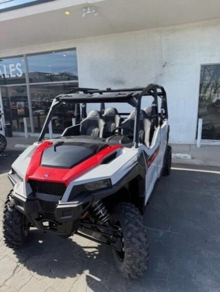 2025 Polaris® General 4 1000 Sport